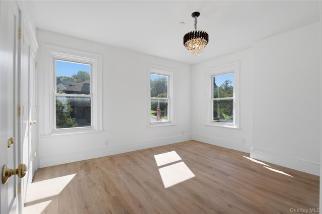 35 S Broadway 1, Tarrytown, NY 10591