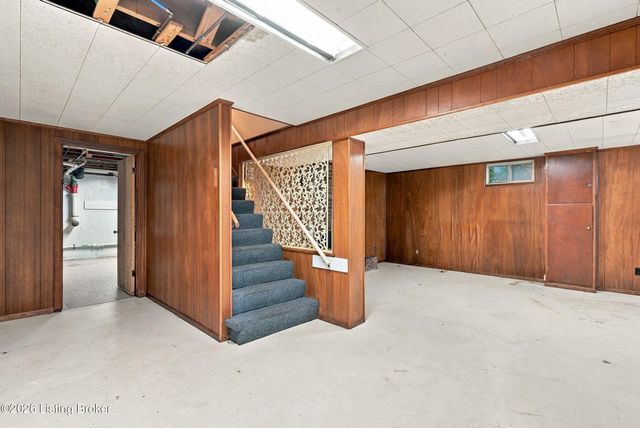 3408 Flinthaven Rd, Louisville, KY 40241