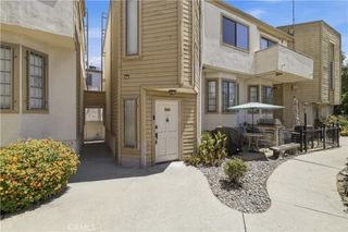 14715 Saticoy 9, Van Nuys, CA 91405