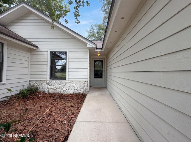 7737 PEPPER Circle E, Jacksonville, FL 32244