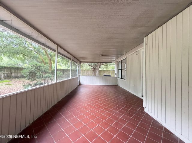7737 PEPPER Circle E, Jacksonville, FL 32244