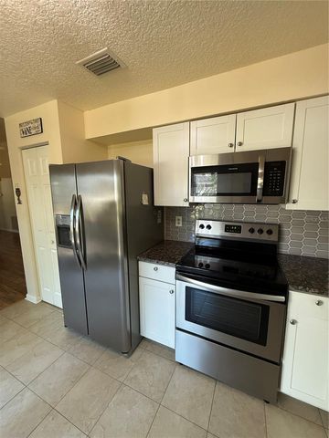 24 WESTHAMPTON DRIVE, Palm Coast, FL 32164