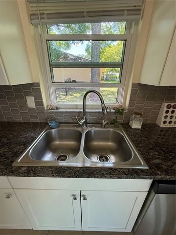 24 WESTHAMPTON DRIVE, Palm Coast, FL 32164