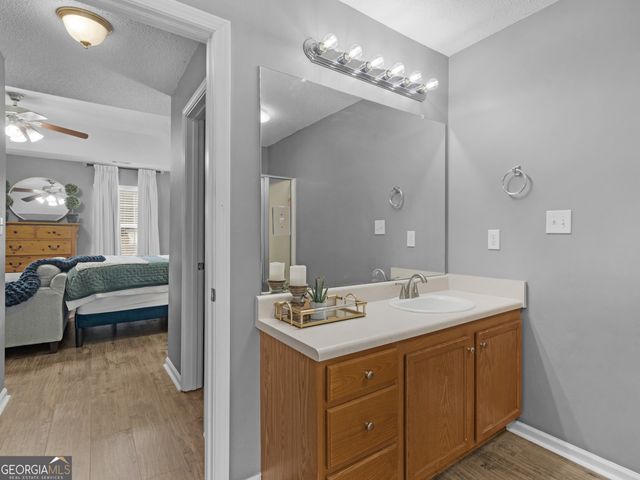 527 Gallantry Trail, Mcdonough, GA 30252