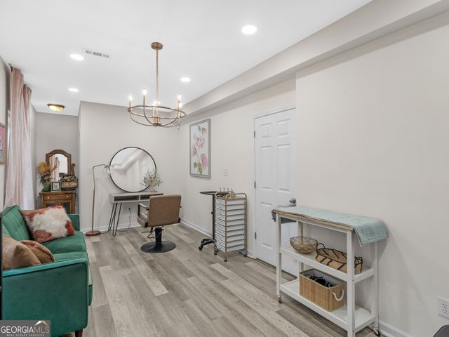 527 Gallantry Trail, Mcdonough, GA 30252