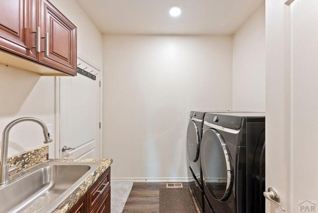 1087 S Greenway Dr, Pueblo West, CO 81007