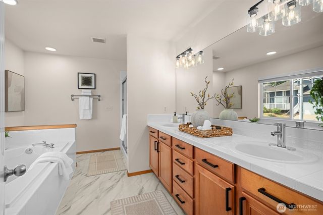 30 79th Drive NE, Lake Stevens, WA 98258