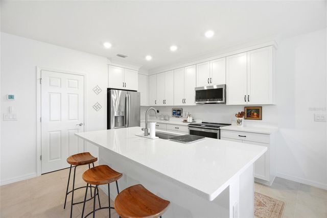 9860 LAST LIGHT GLEN, Parrish, FL 34219