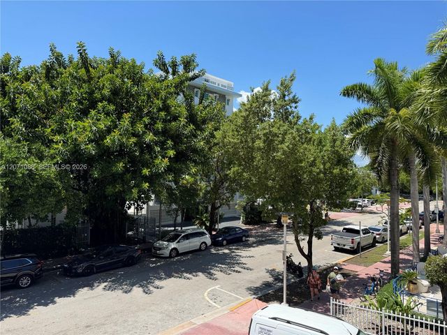 245 18th Street 301, Miami Beach, FL 33139