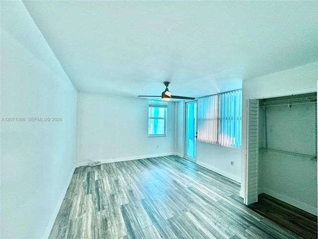 245 18th Street 301, Miami Beach, FL 33139