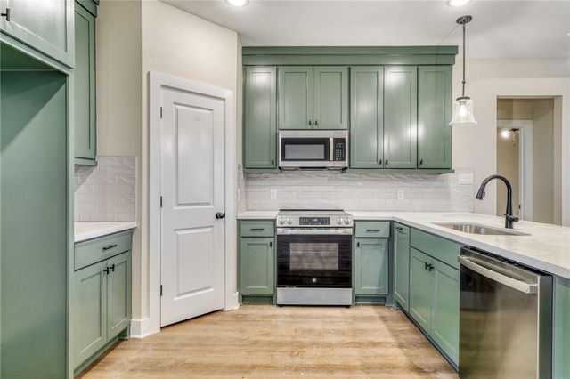 6038 County Road 110, Iola, TX 77861