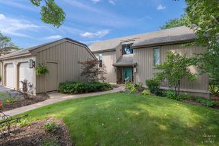 70 Cedar Ridge C, Lake Barrington, IL 60010