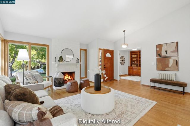 5685 White Mountain Ct, Martinez, CA 94553