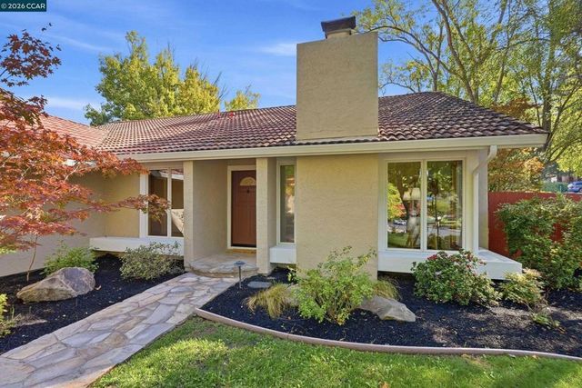 5685 White Mountain Ct, Martinez, CA 94553