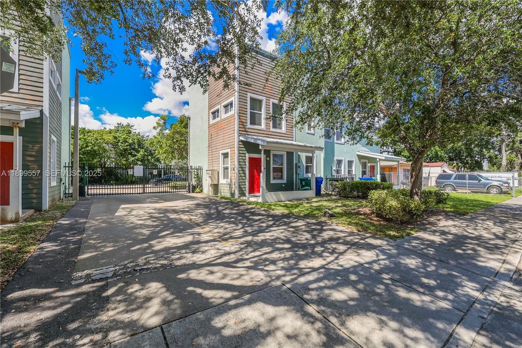 6960 NW 4th Avenue 3, Miami, FL 33150