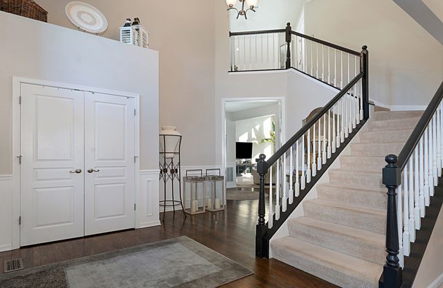 25040 W Prairie Grove Drive, Plainfield, IL 60585