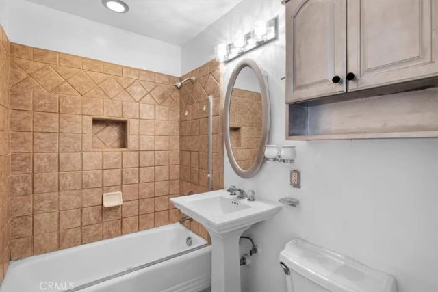 25427 Belle Porte, Harbor City, CA 90710
