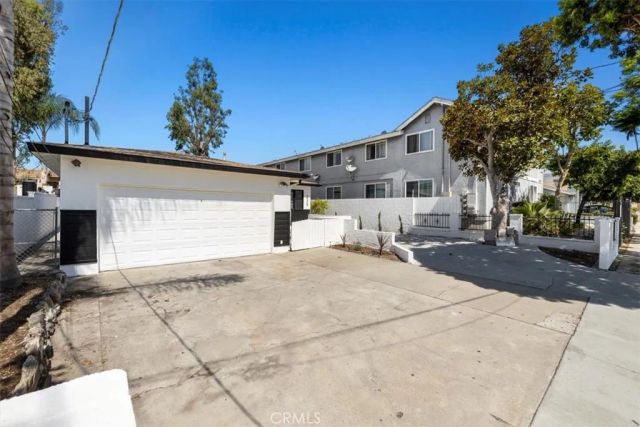 25427 Belle Porte, Harbor City, CA 90710