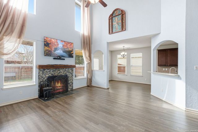 217 dove, Cibolo, TX 78108