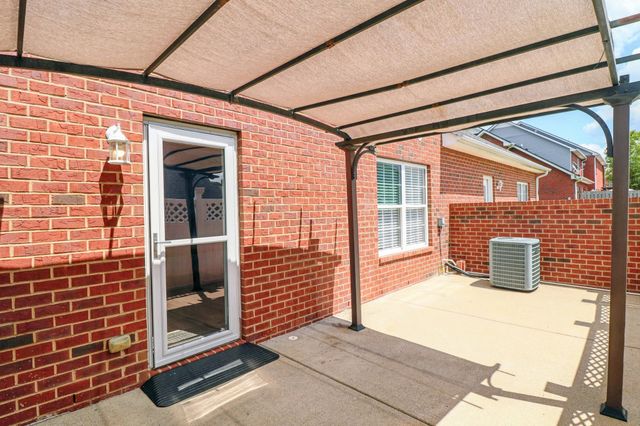 401 Villa Cir, Lebanon, TN 37090