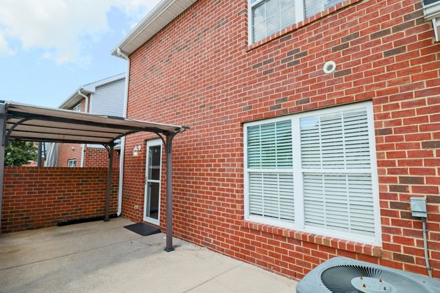 401 Villa Cir, Lebanon, TN 37090