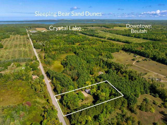 2683 Forrester Road, Frankfort, MI 49635