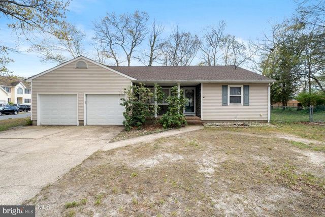 371 CONSTITUTION DR, Forked River, NJ 08731