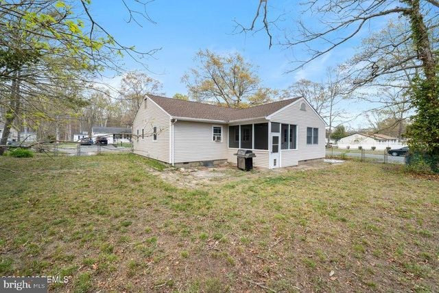 371 CONSTITUTION DR, Forked River, NJ 08731
