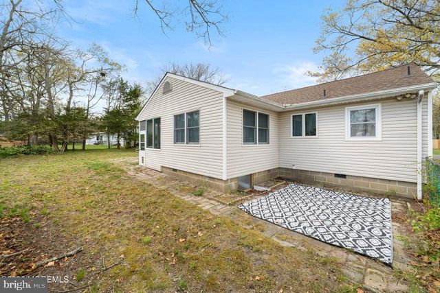 371 CONSTITUTION DR, Forked River, NJ 08731