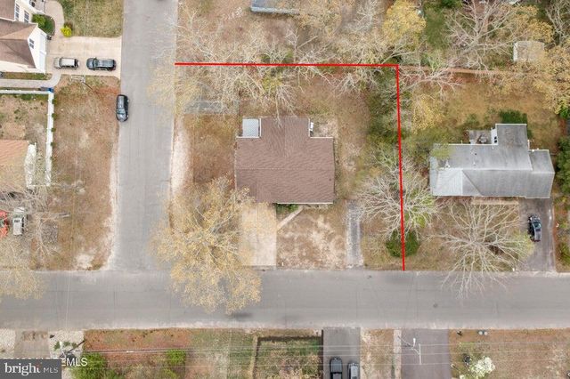 371 CONSTITUTION DR, Forked River, NJ 08731