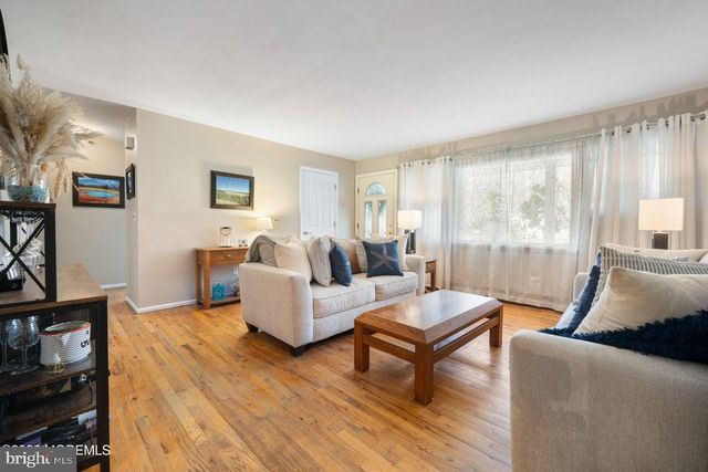 371 CONSTITUTION DR, Forked River, NJ 08731