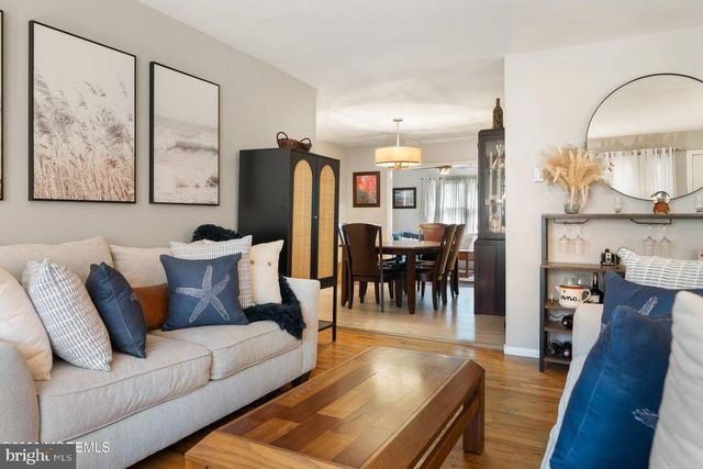 371 CONSTITUTION DR, Forked River, NJ 08731