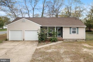 371 CONSTITUTION DR, Forked River, NJ 08731