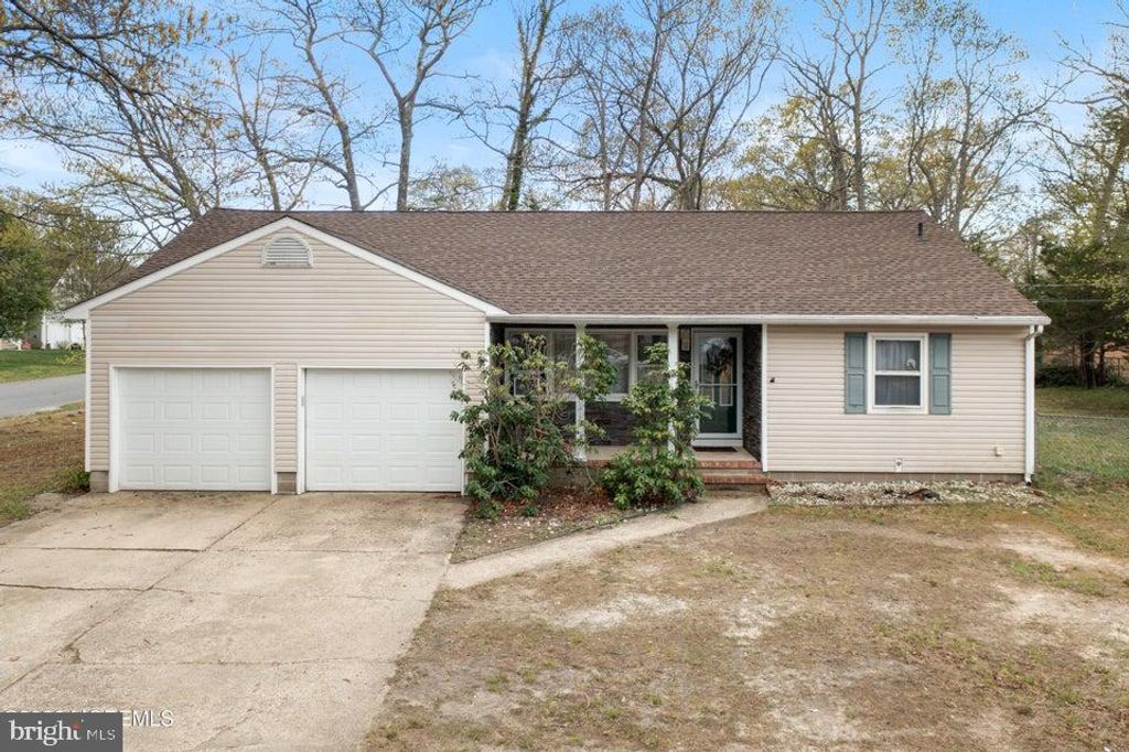 371 CONSTITUTION DR, Forked River, NJ 08731