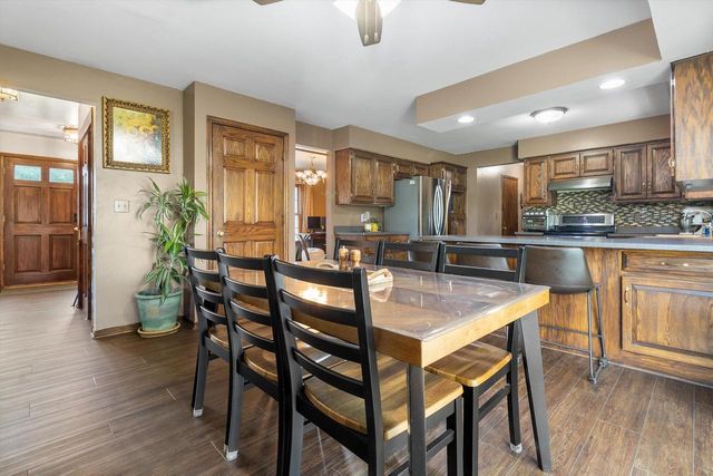 629 Two Rivers DRIVE, Mukwonago, WI 53149