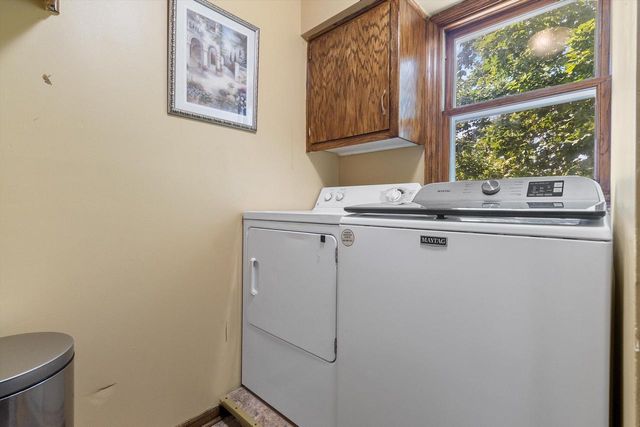 629 Two Rivers DRIVE, Mukwonago, WI 53149