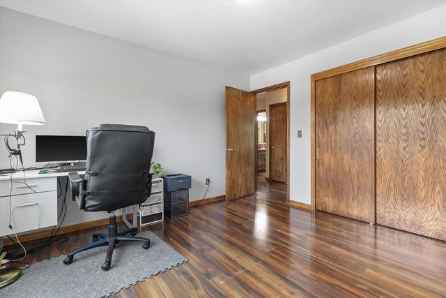 629 Two Rivers DRIVE, Mukwonago, WI 53149