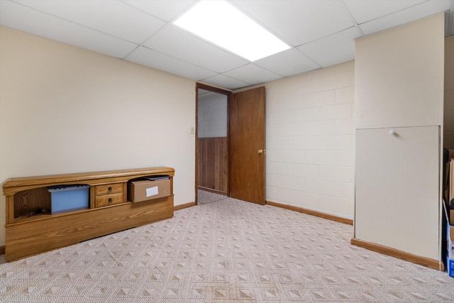 629 Two Rivers DRIVE, Mukwonago, WI 53149