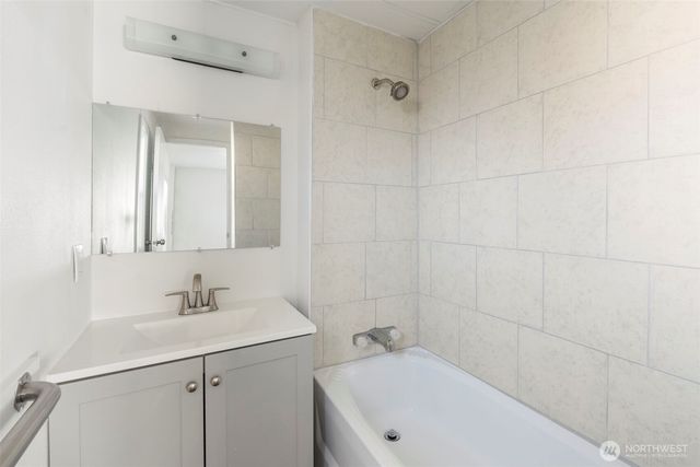 225 Ho Hum Lane, Aberdeen, WA 98520