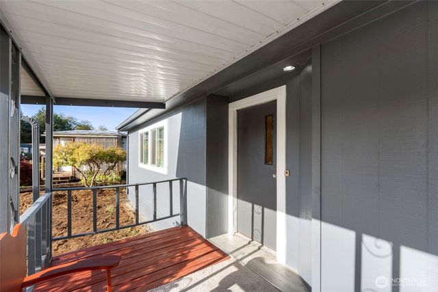 225 Ho Hum Lane, Aberdeen, WA 98520