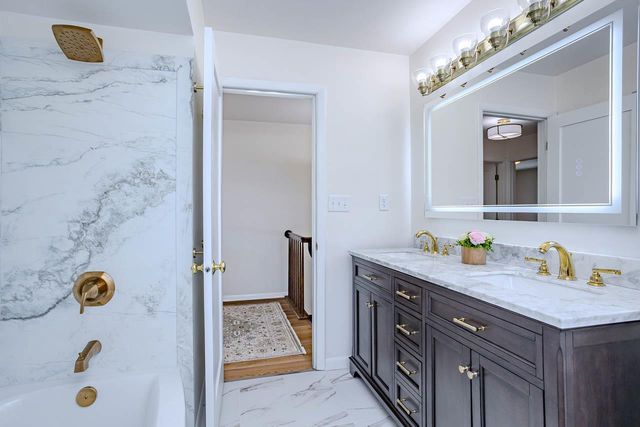 1528 TREDER AVENUE, Stevens Point, WI 54482