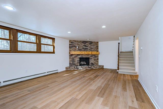 1528 TREDER AVENUE, Stevens Point, WI 54482