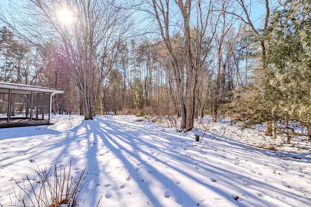 1528 TREDER AVENUE, Stevens Point, WI 54482