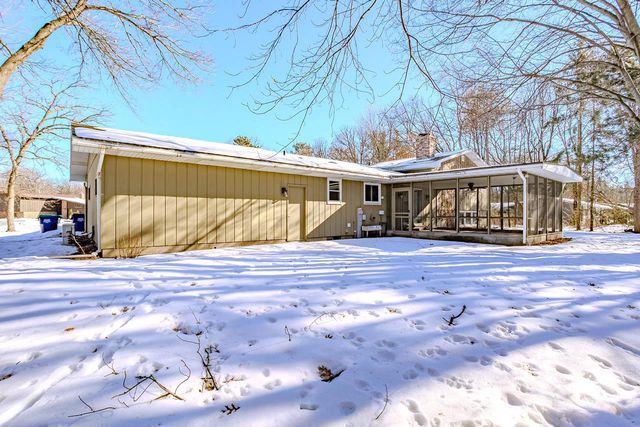 1528 TREDER AVENUE, Stevens Point, WI 54482