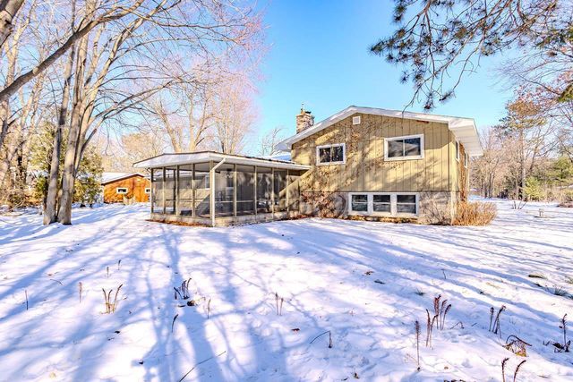 1528 TREDER AVENUE, Stevens Point, WI 54482