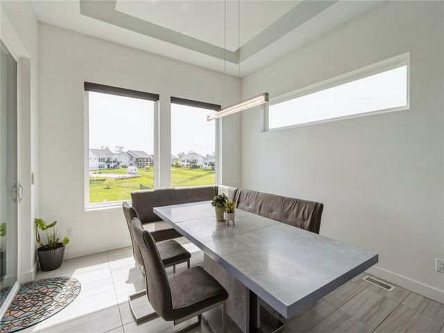 1809 Serenity Circle, Norwalk, IA 50211