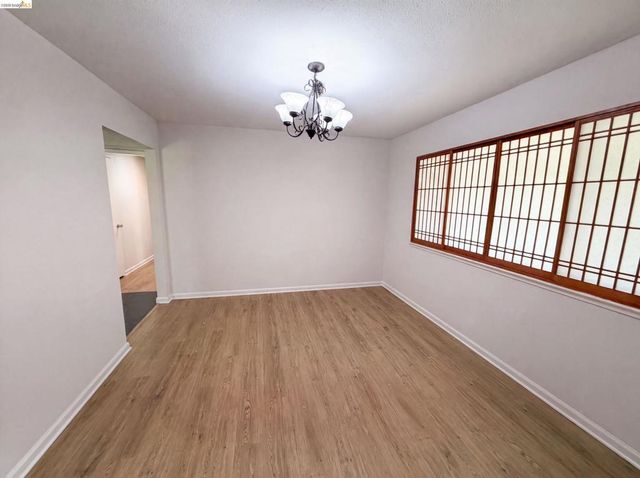 612 Tahos Rd, Orinda, CA 94563