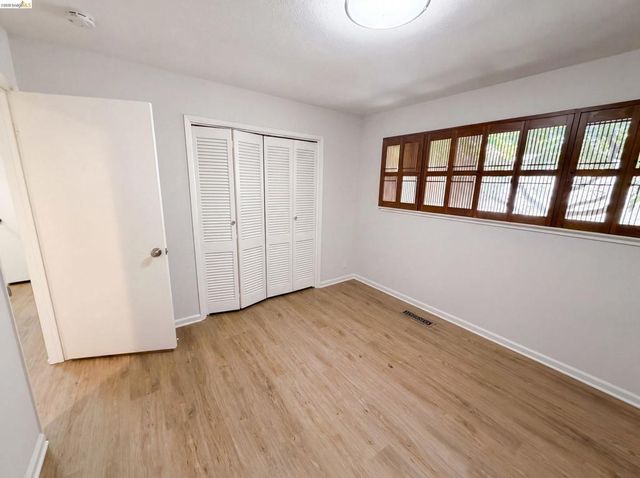 612 Tahos Rd, Orinda, CA 94563