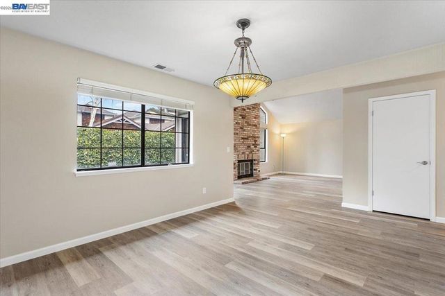 1135 1135 Tiffany Lane, Pleasanton, CA 94566