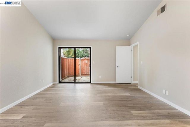 1135 1135 Tiffany Lane, Pleasanton, CA 94566